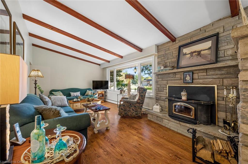 42 Greenwood Road Property Photo 9