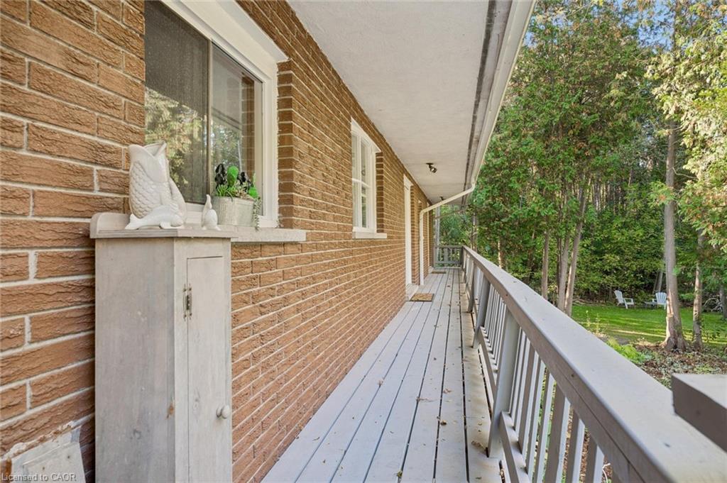 42 Greenwood Road Property Photo 35