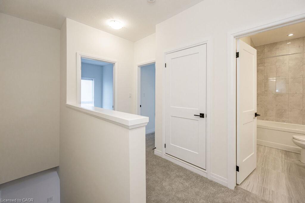 36-261 Woodbine Avenue Property Photo 18