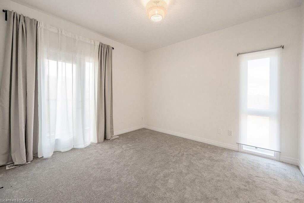 36-261 Woodbine Avenue Property Photo 23