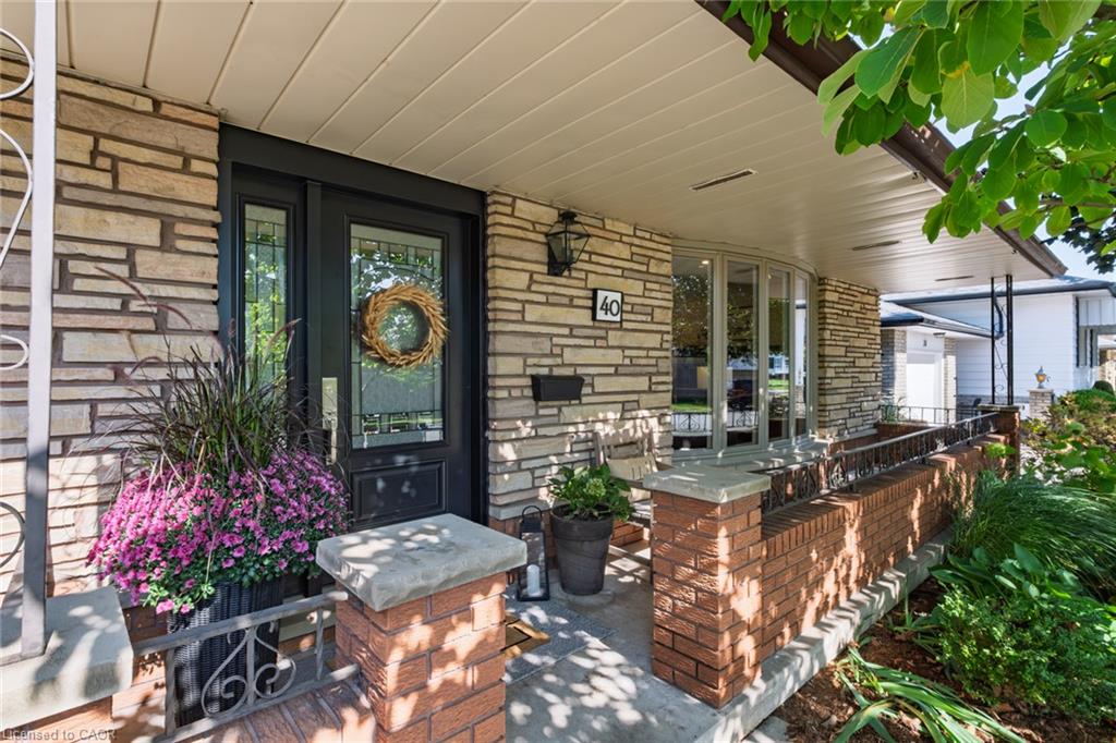 40 Wedgewood Drive Property Photo 1