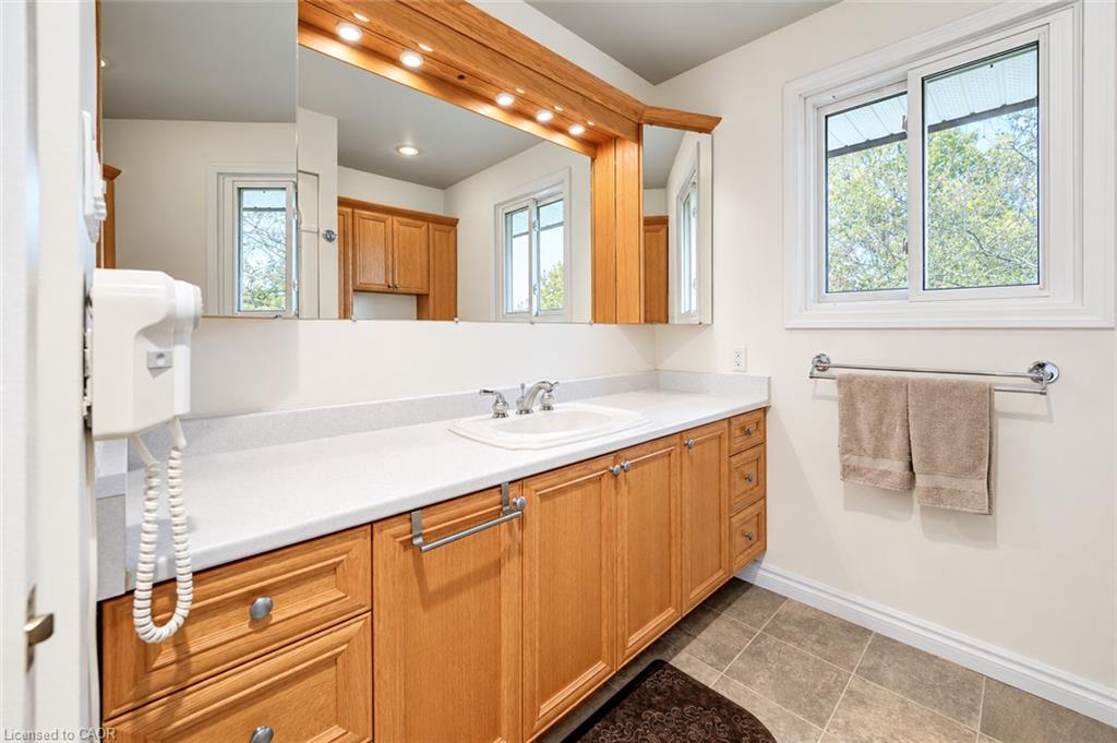 105 Dorset Road Property Photo 32