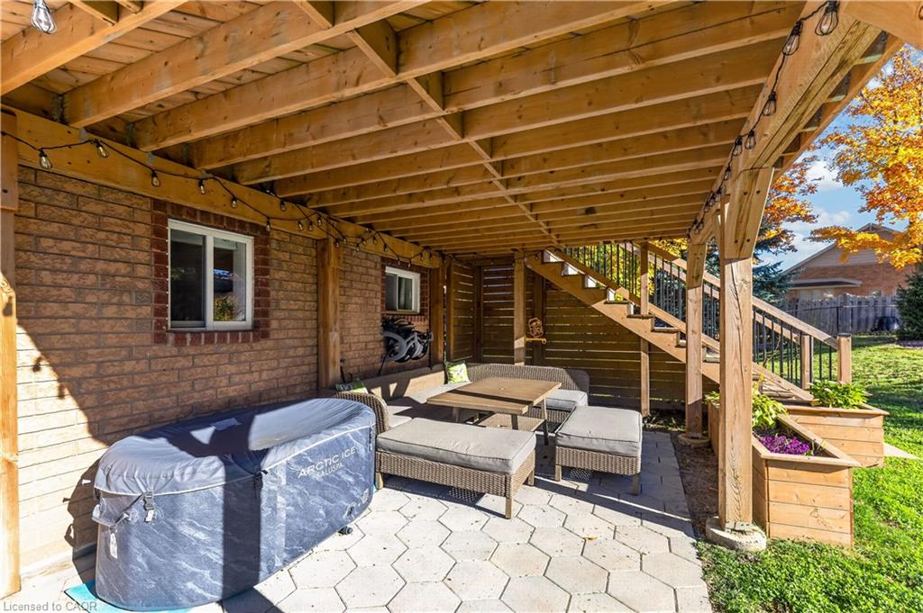 15 Nakiska Court Property Photo 43