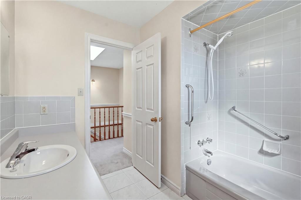 106 Como Place Property Photo 24