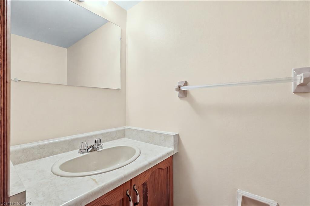 106 Como Place Property Photo 32