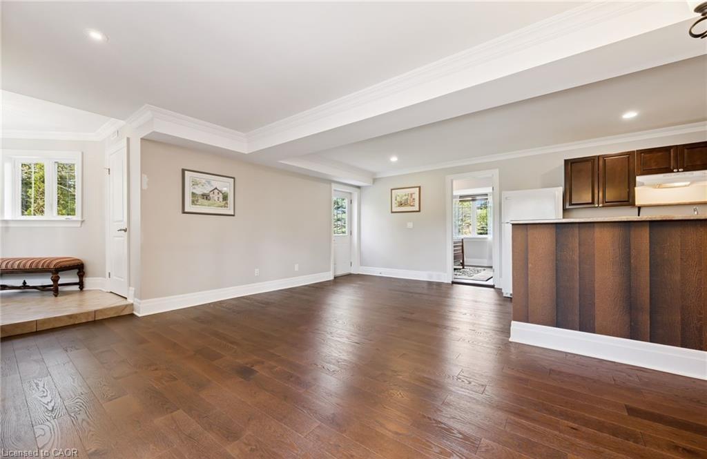 2073 Maplewood Road Property Photo 29