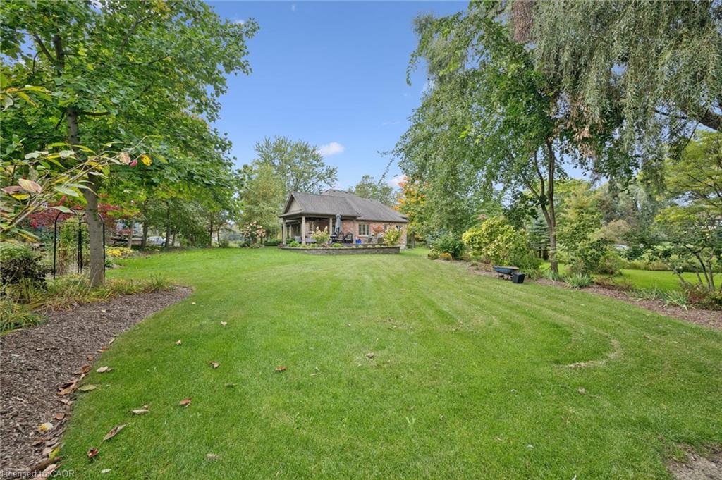 2073 Maplewood Road Property Photo 41