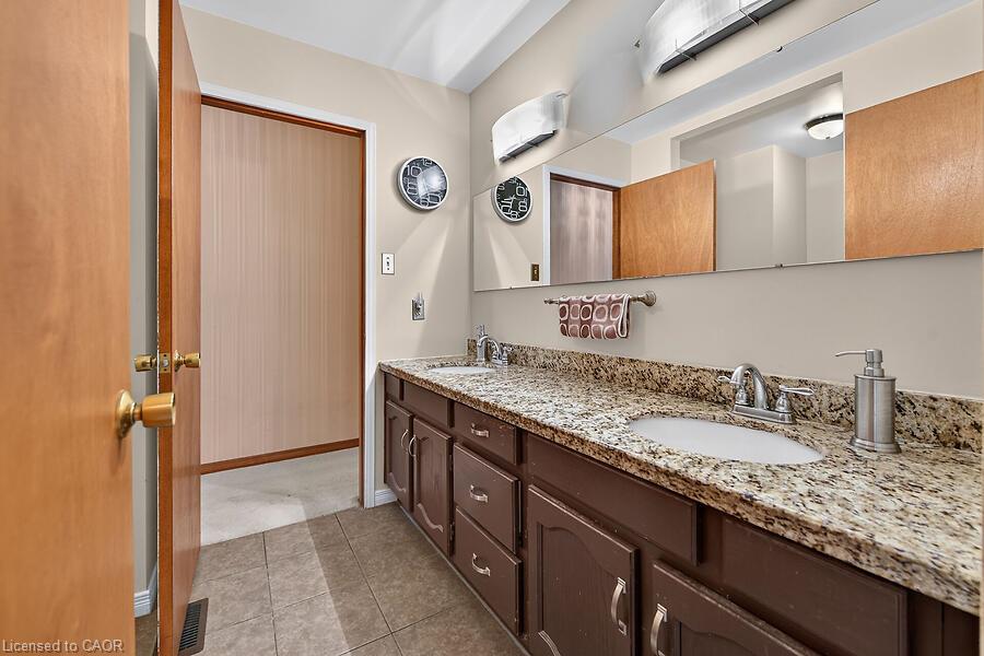2 Karendale Crescent Property Photo 25
