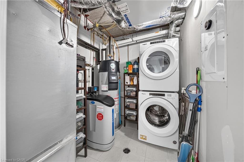 302-249 Grey Silo Road Property Photo 36