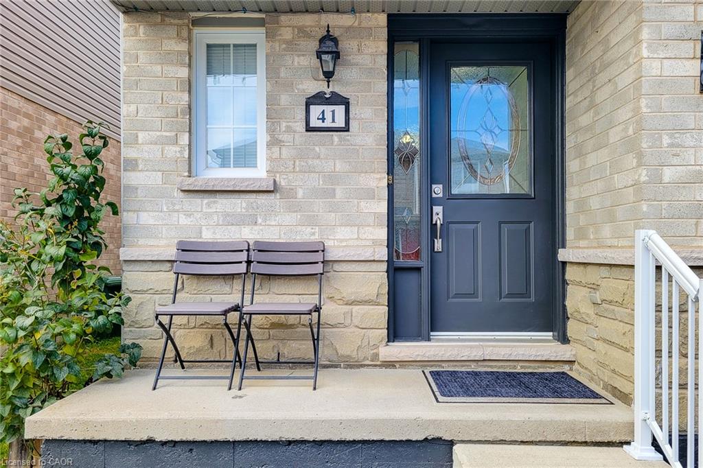 41 Vennio Lane Property Photo 4