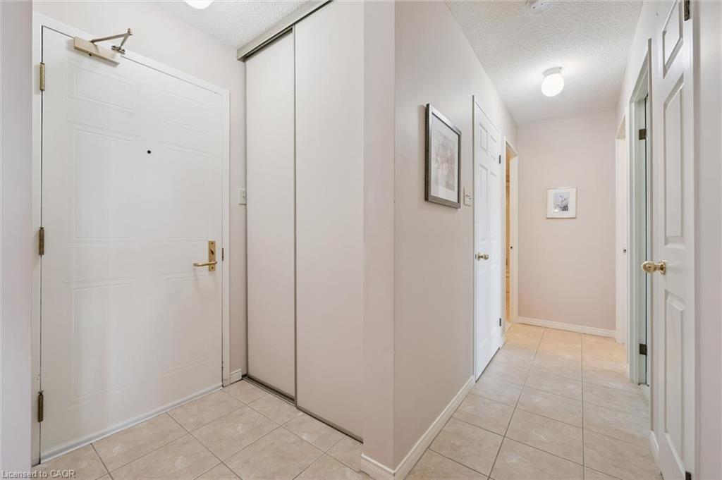 265 Westcourt Place Property Photo 5