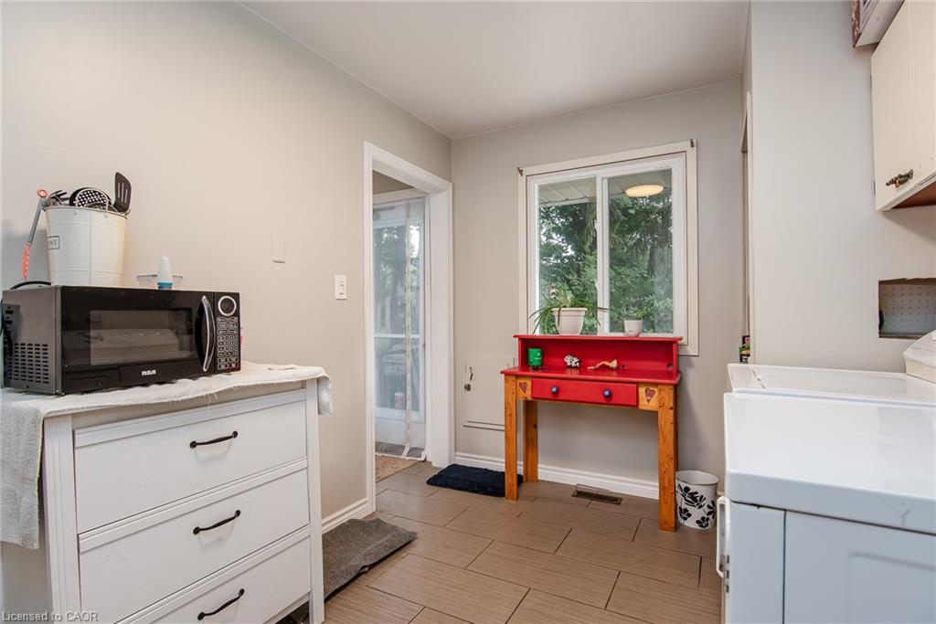 13 Lewis Street Property Photo 27