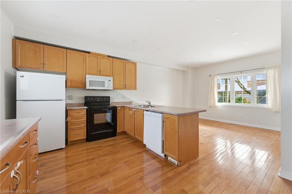 25-100 Beddoe Drive Property Photo 7
