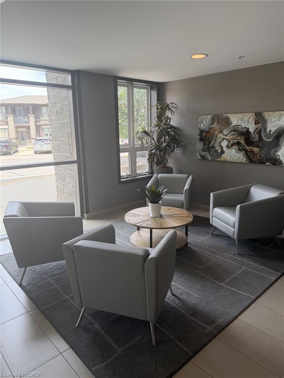408-5010 Corporate Drive Property Photo 4