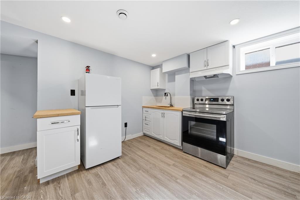 468 Highland Road E Property Photo 21