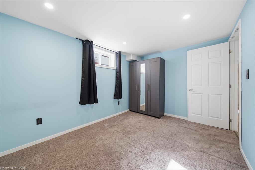 468 Highland Road E Property Photo 26