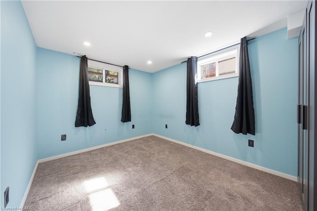 468 Highland Road E Property Photo 27