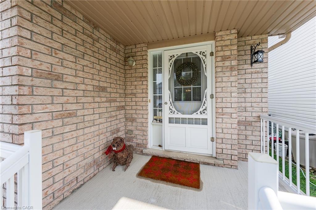 632 Violet Street Property Photo 4