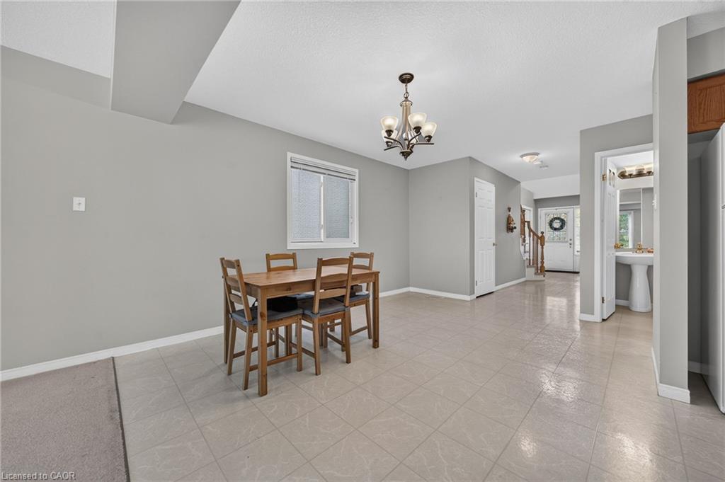 632 Violet Street Property Photo 13