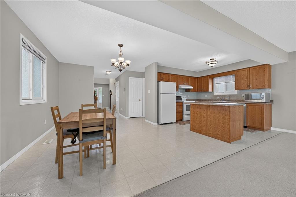 632 Violet Street Property Photo 14