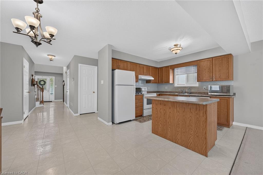 632 Violet Street Property Photo 16