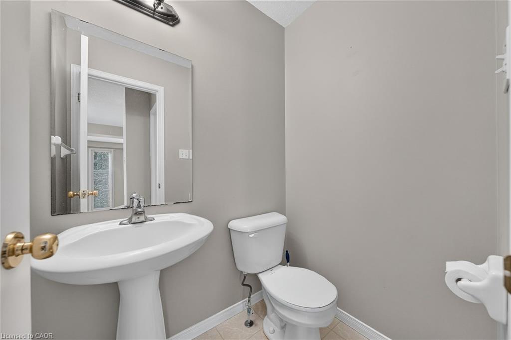 632 Violet Street Property Photo 28