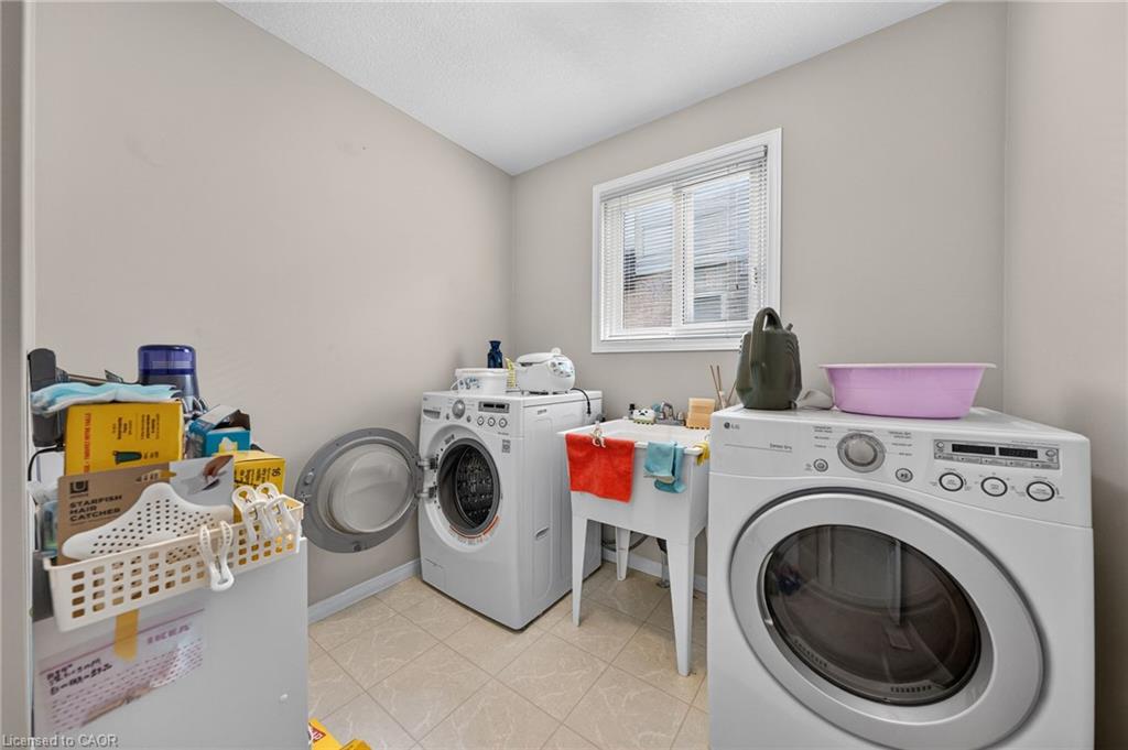 632 Violet Street Property Photo 29