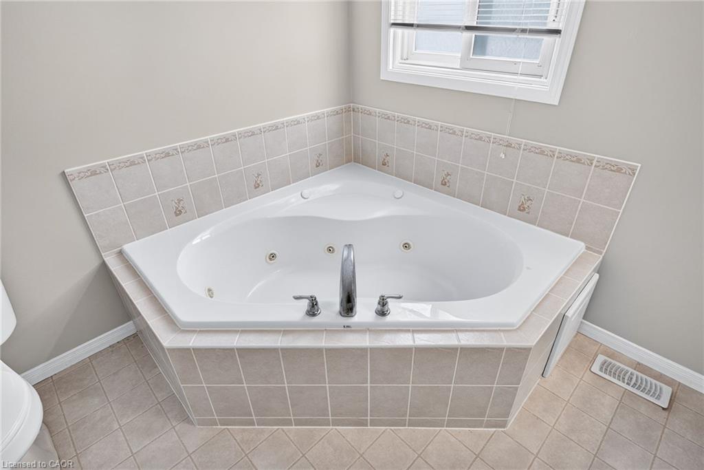 632 Violet Street Property Photo 41