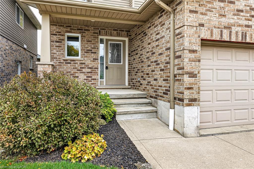1028 Alberni Road Property Photo 8