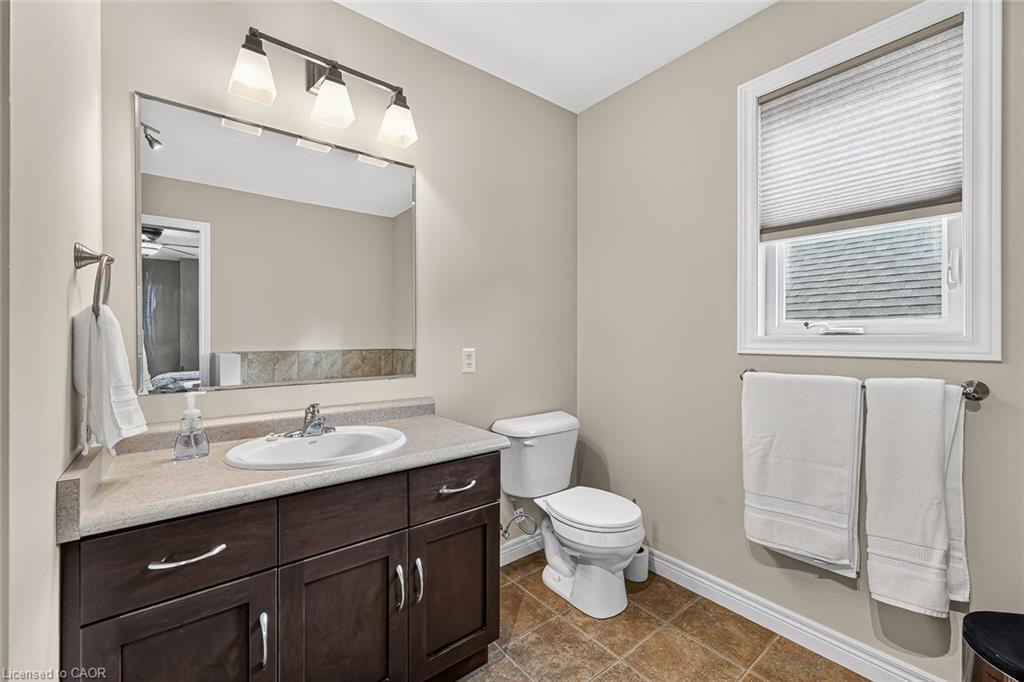 1028 Alberni Road Property Photo 22