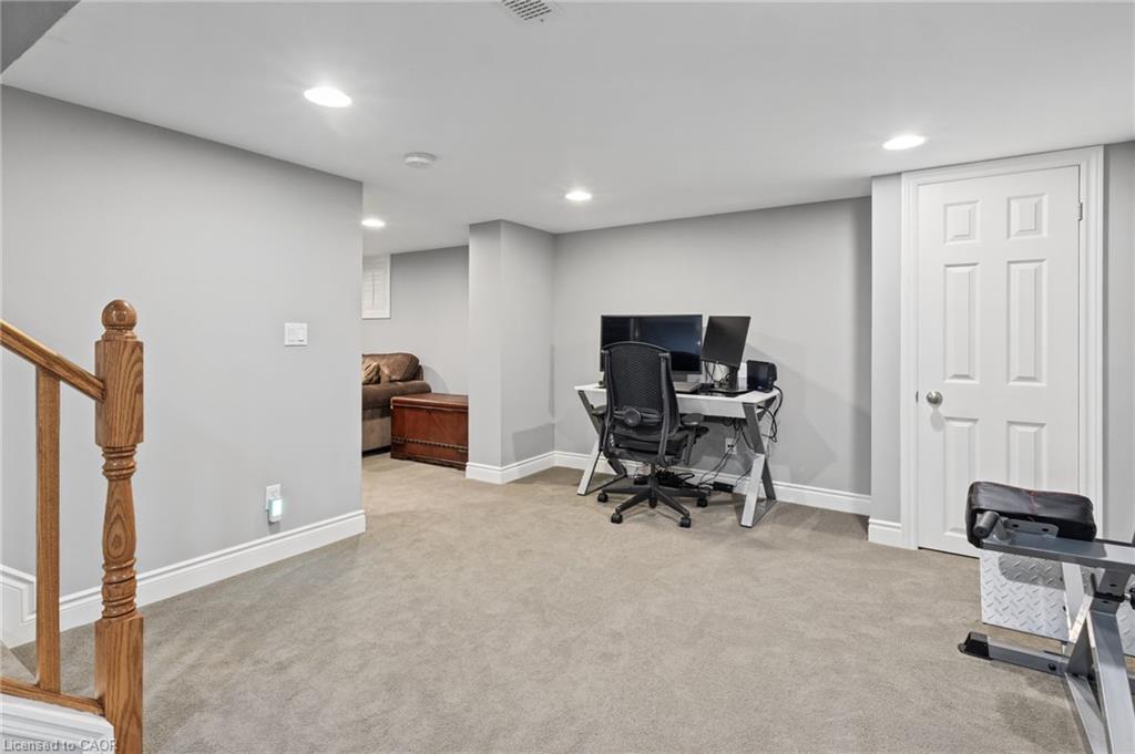 497 Townsend Avenue Property Photo 22