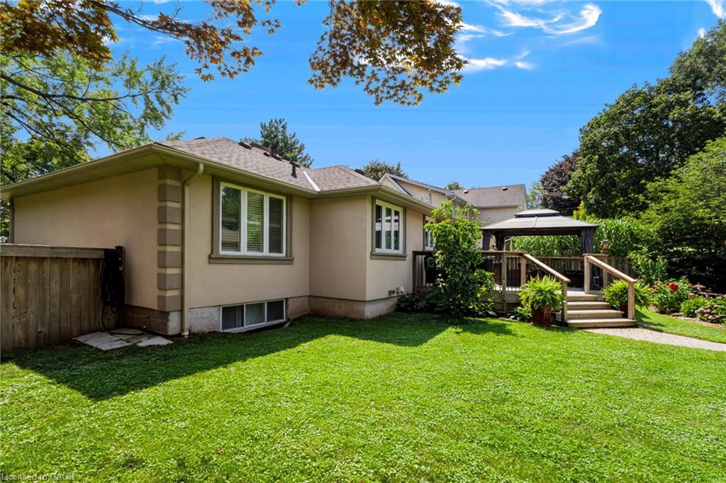 497 Townsend Avenue Property Photo 35