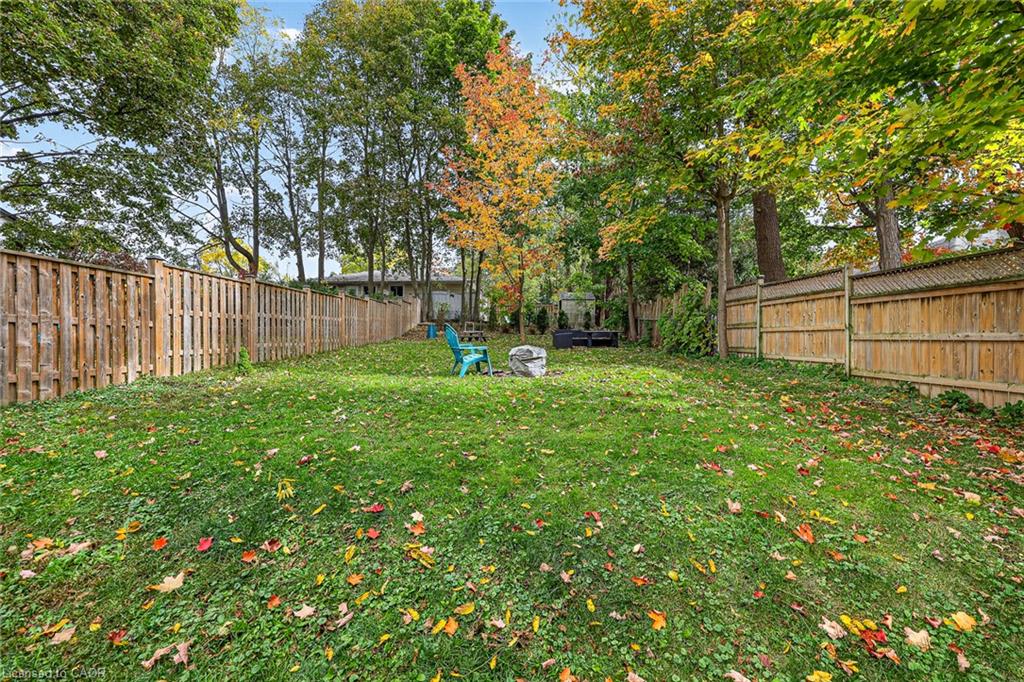 205 Victoria Street S Property Photo 46