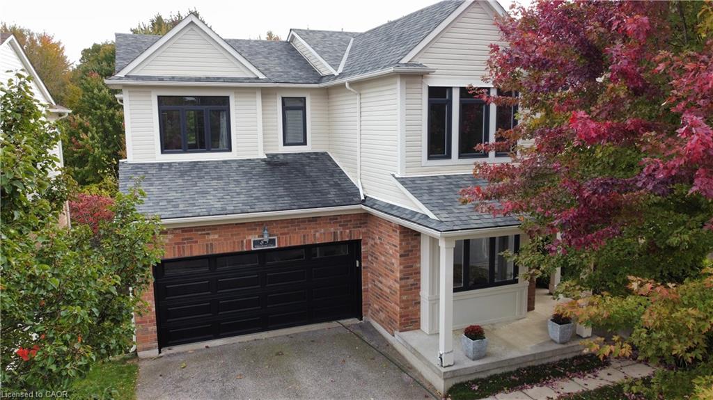 83 Glazebrook Crescent Property Photo 2