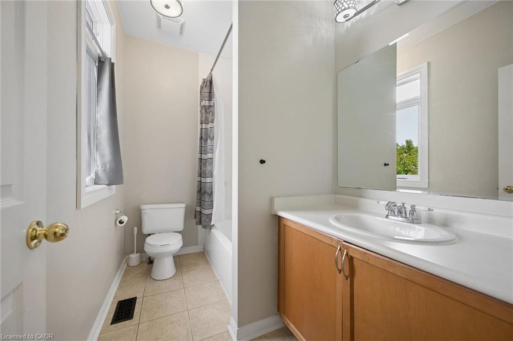 83 Glazebrook Crescent Property Photo 28