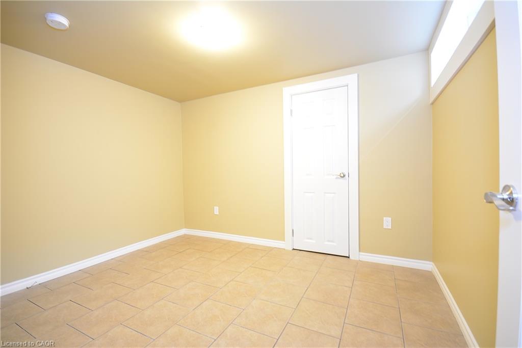 2-171 Rykert Street Property Photo 6