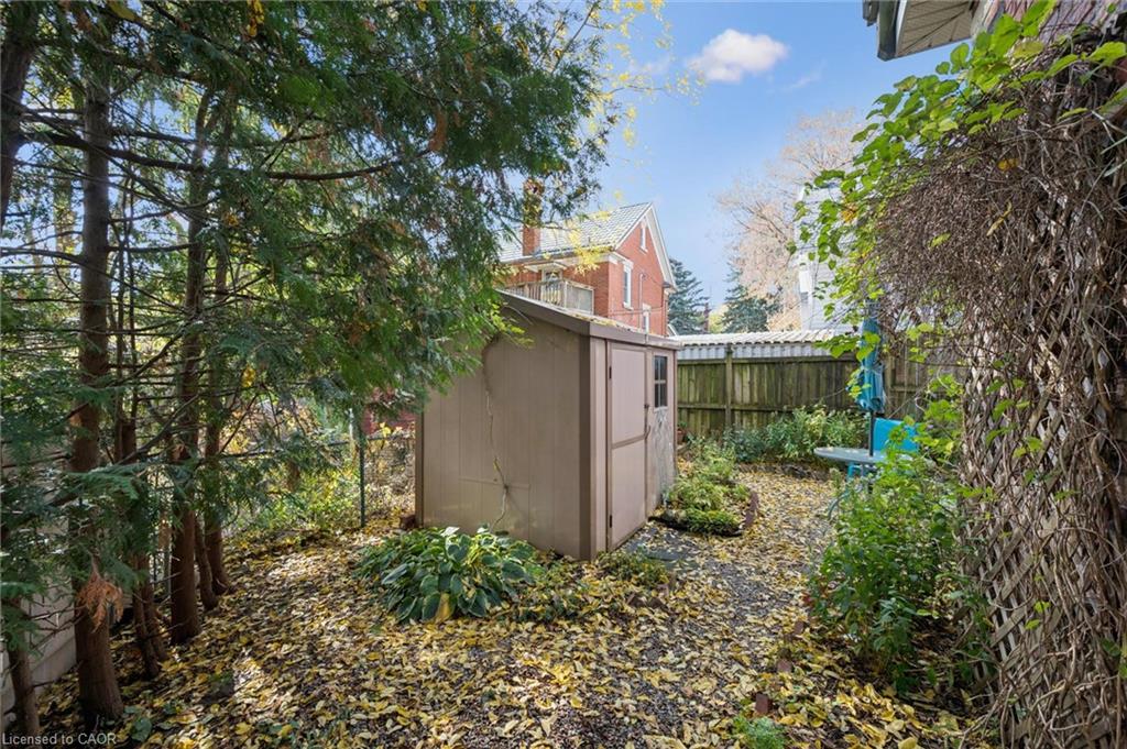 21 Braun Street Property Photo 35