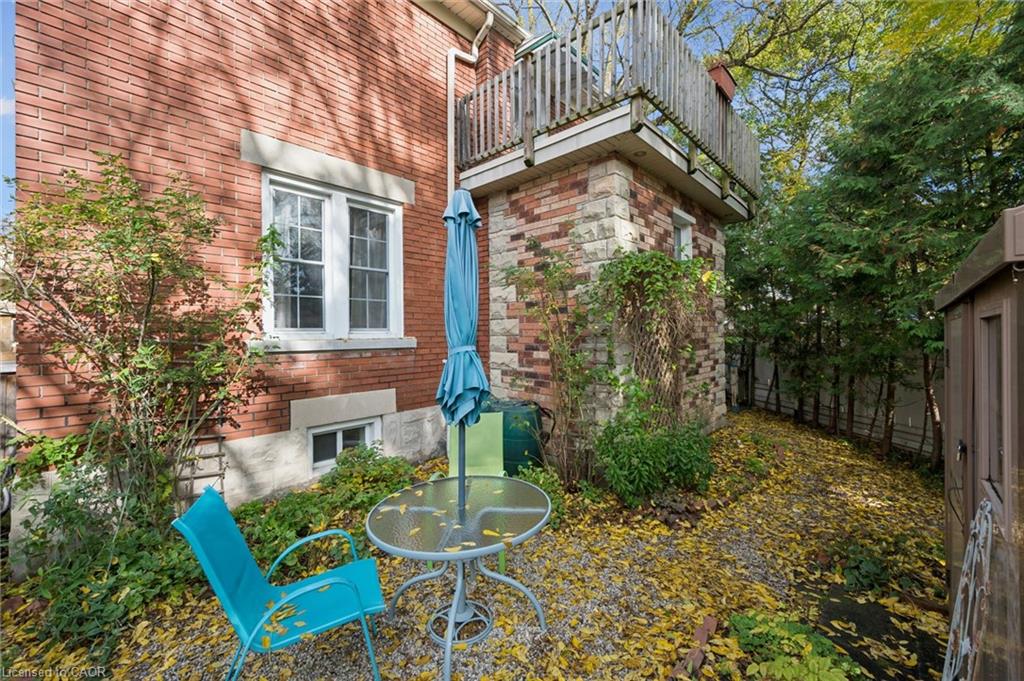21 Braun Street Property Photo 38