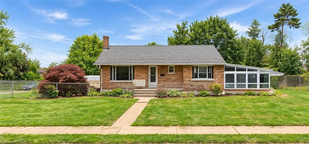 88 Henry Street Property Photo 1