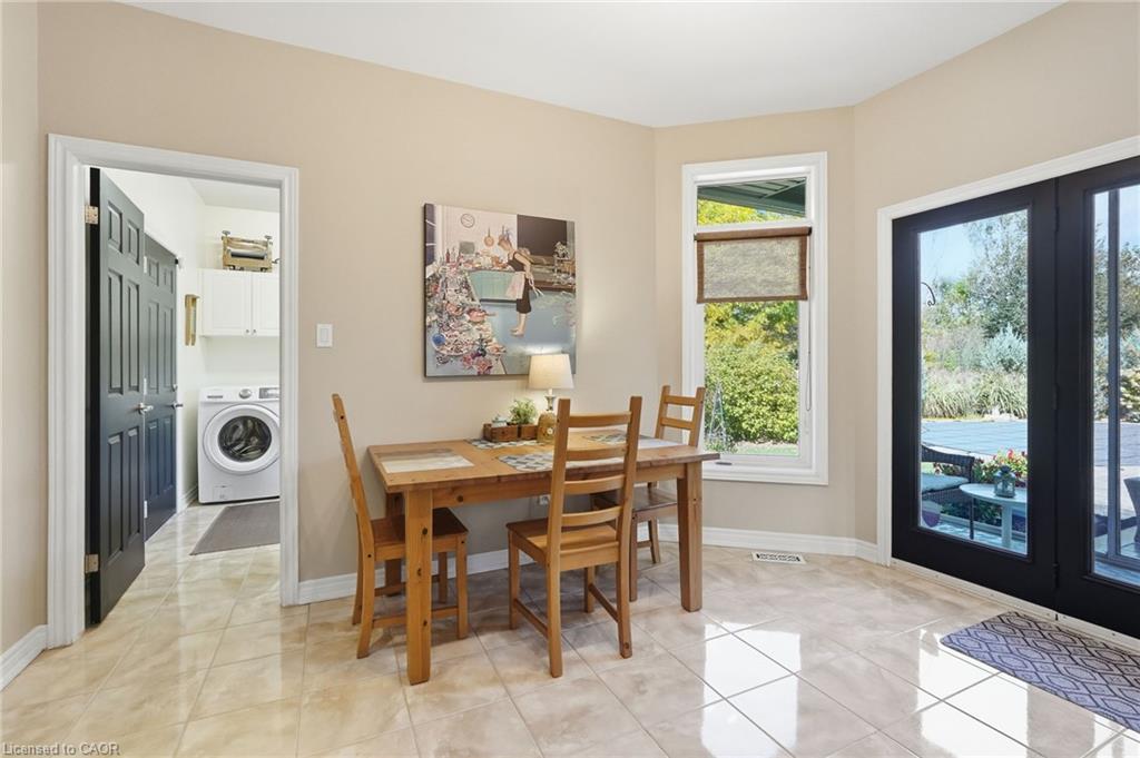 14 Gavin Drive Property Photo 15
