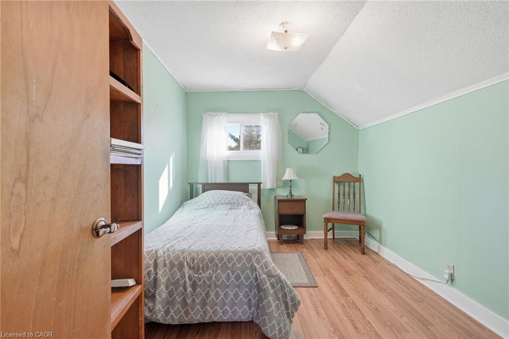 9943 Ort Road Property Photo 12