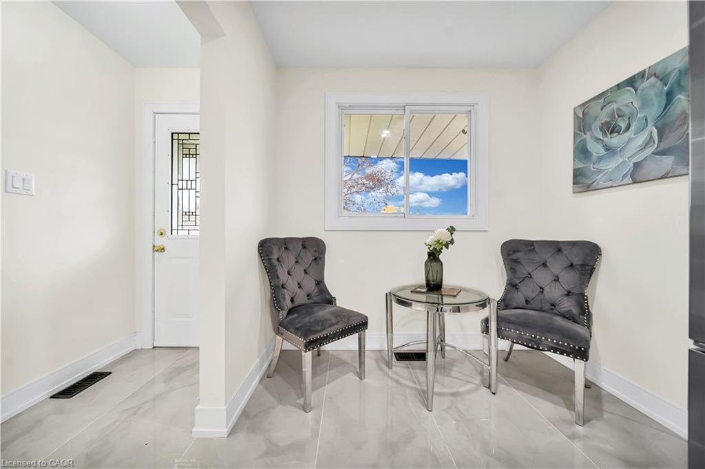 61 Keewatin Street S Property Photo 15