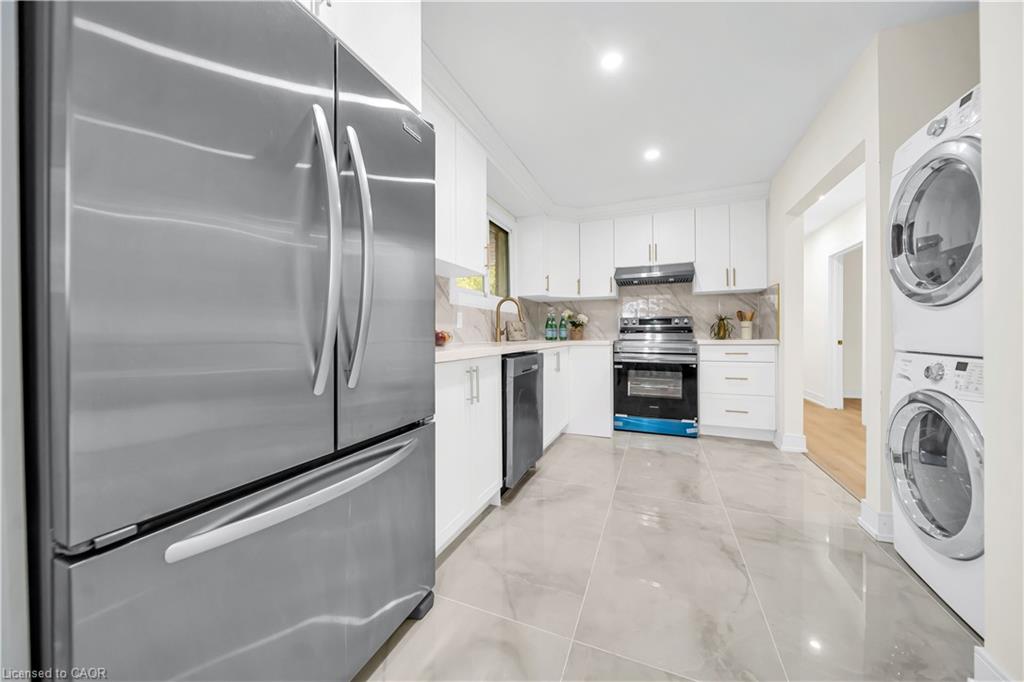 61 Keewatin Street S Property Photo 19