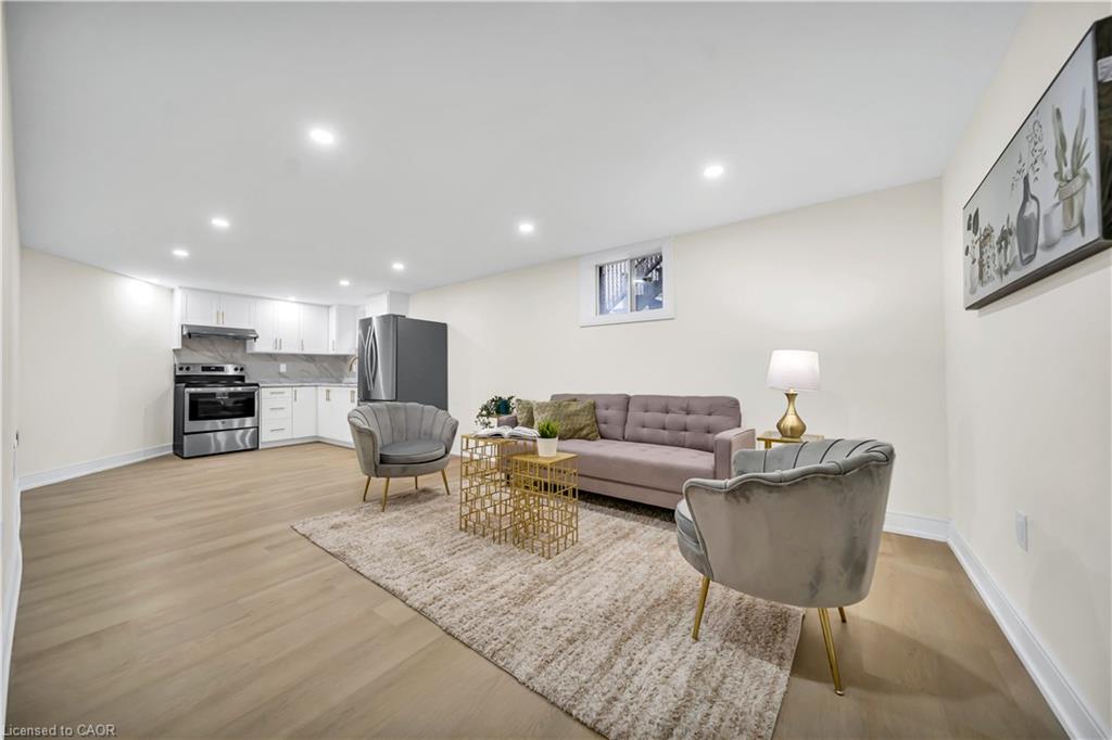 61 Keewatin Street S Property Photo 33