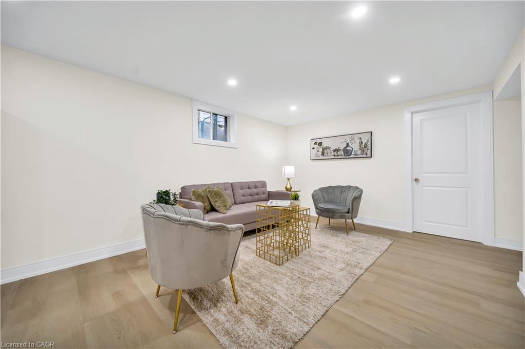61 Keewatin Street S Property Photo 34
