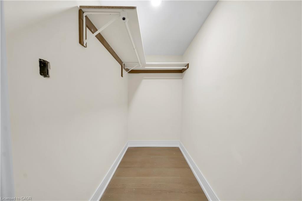 61 Keewatin Street S Property Photo 40