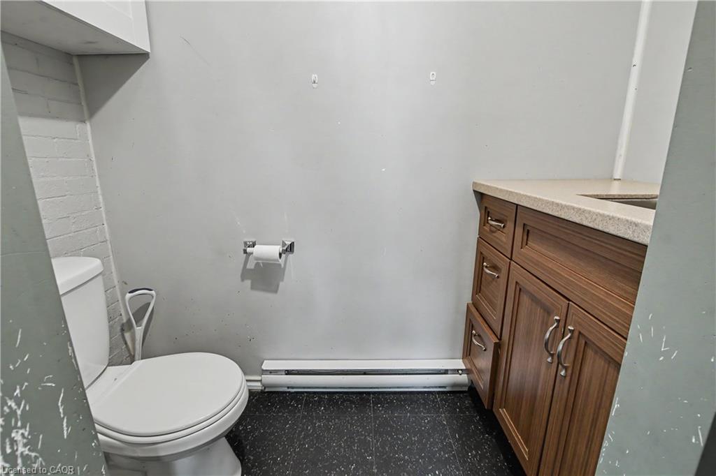 437 Garden Street Property Photo 11