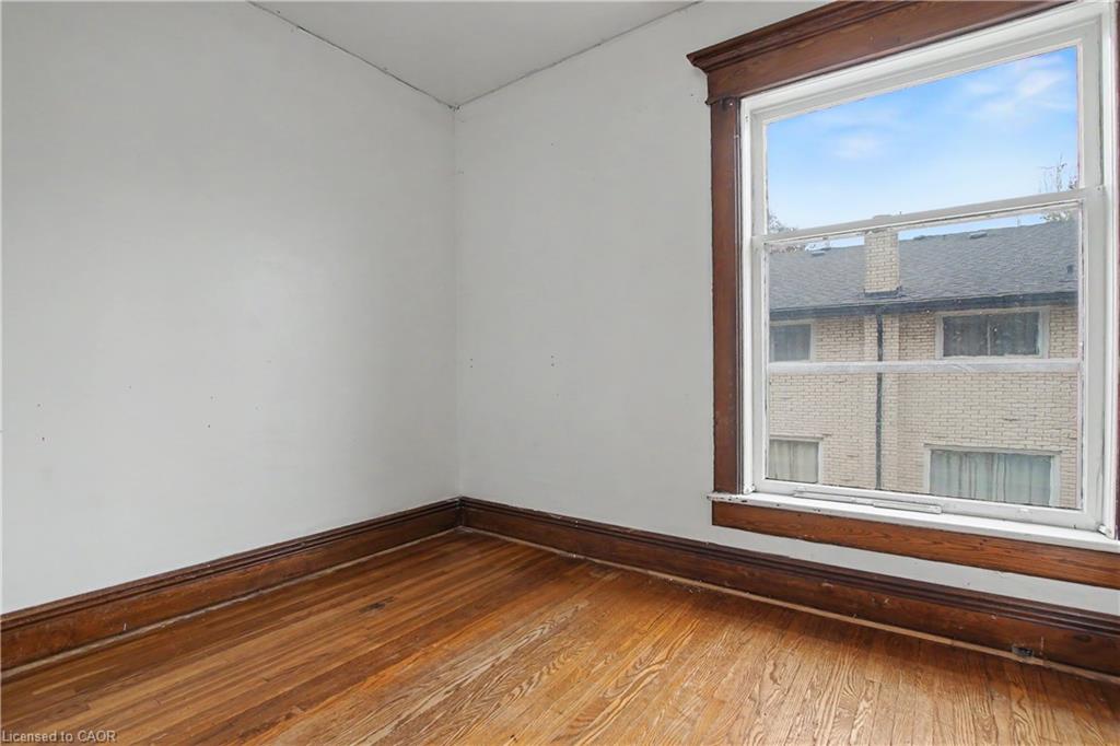 437 Garden Street Property Photo 12