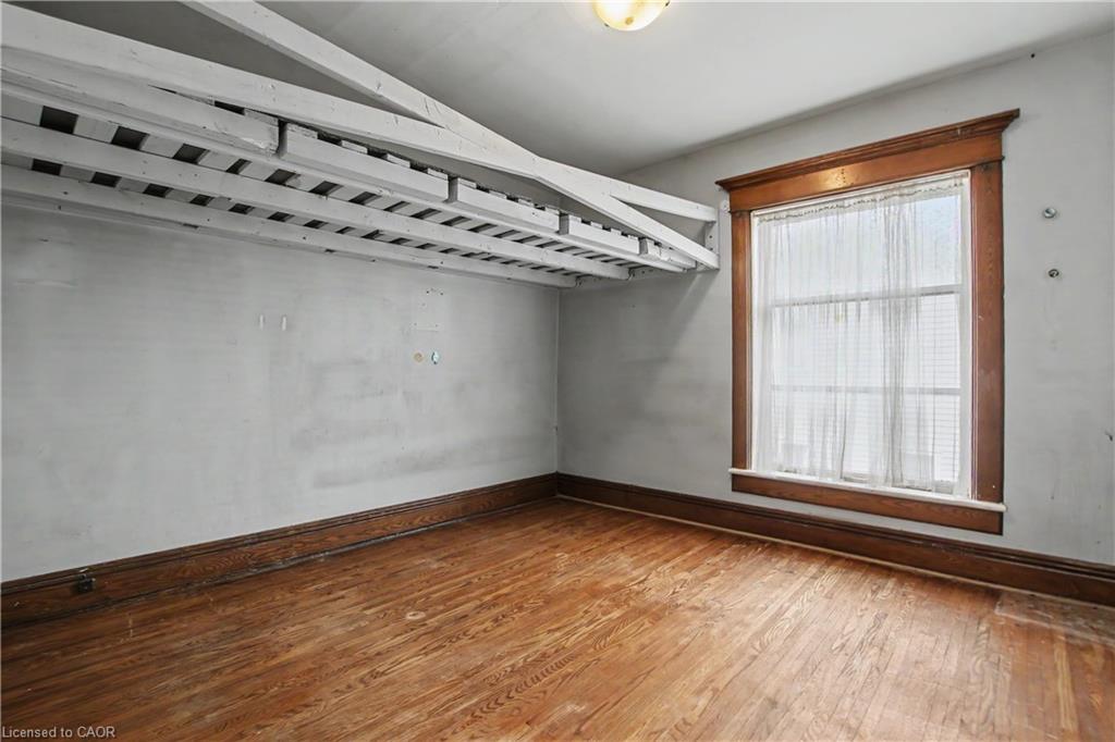 437 Garden Street Property Photo 15