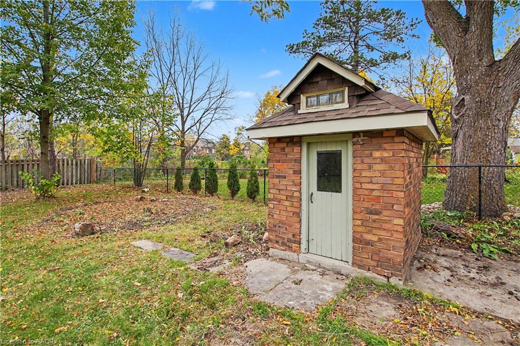 437 Garden Street Property Photo 23